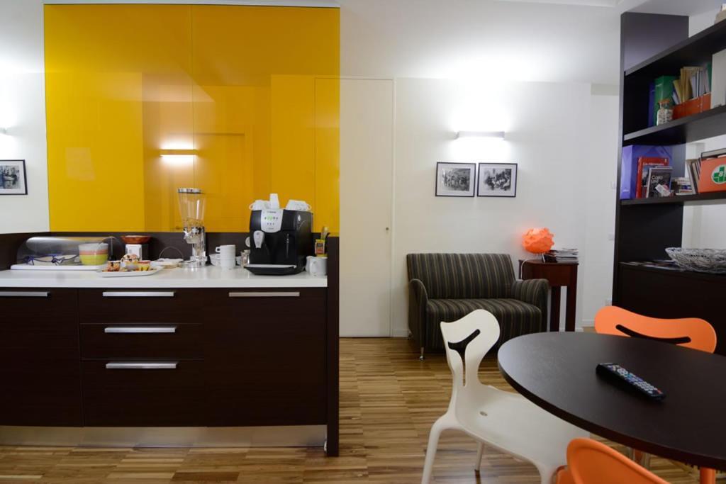 บีแอนด์บี ดอนนา เอเลโอโนรา Hotel มาเตรา ภายนอก รูปภาพ