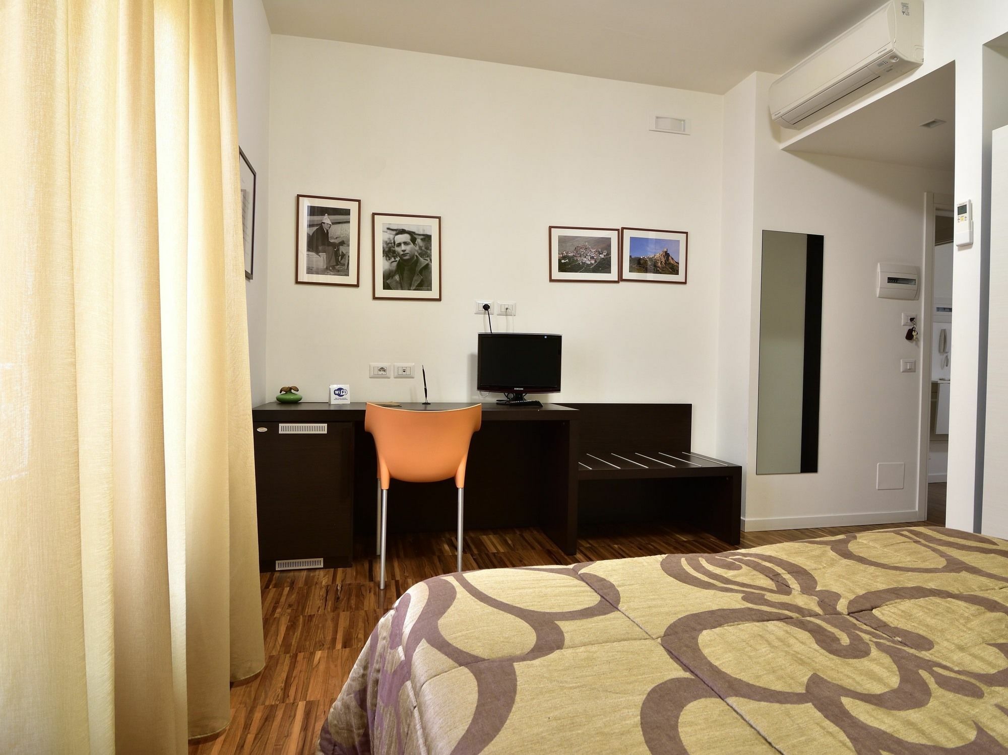 บีแอนด์บี ดอนนา เอเลโอโนรา Hotel มาเตรา ภายนอก รูปภาพ